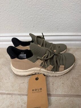 HOLO Maverick Women's size 8
